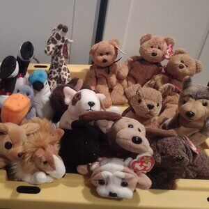 Lot of 28 Ty Beanie Babies all with tags